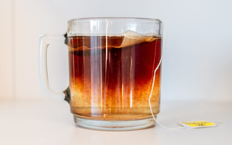 3 recetas de té con piña para tratar la hinchazón abdominal y eliminar la retención de líquidos