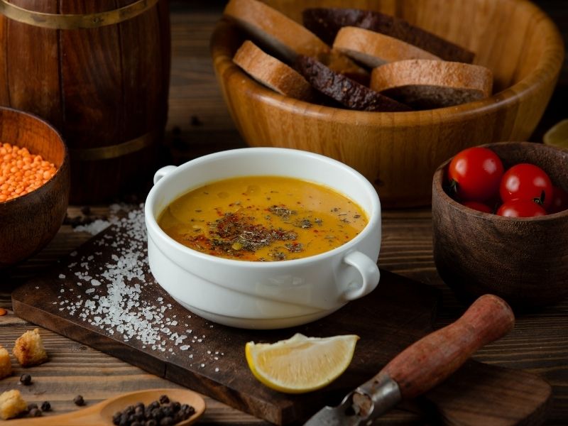 4 diferentes maneras de reutilizar el caldo de pollo que sobró